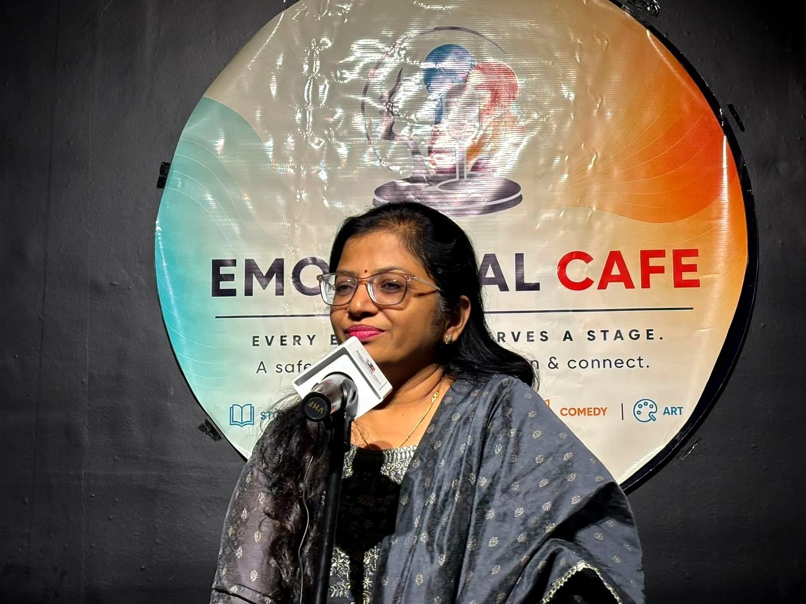 Emotional Cafe — 05a0755b